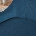 Fauteuil d'appoint moderne à dossier haut 27 po, bleu marine, avec pieds en bois de bouleau et dossier à oreilles pour salon
